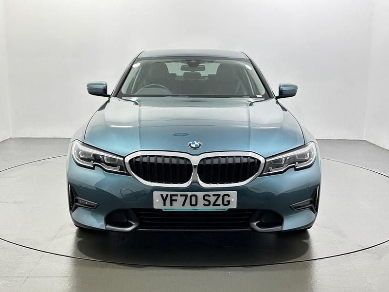 Used BMW 318 Sport Line 150 HP (110 kW) 2020 Blue Sedan