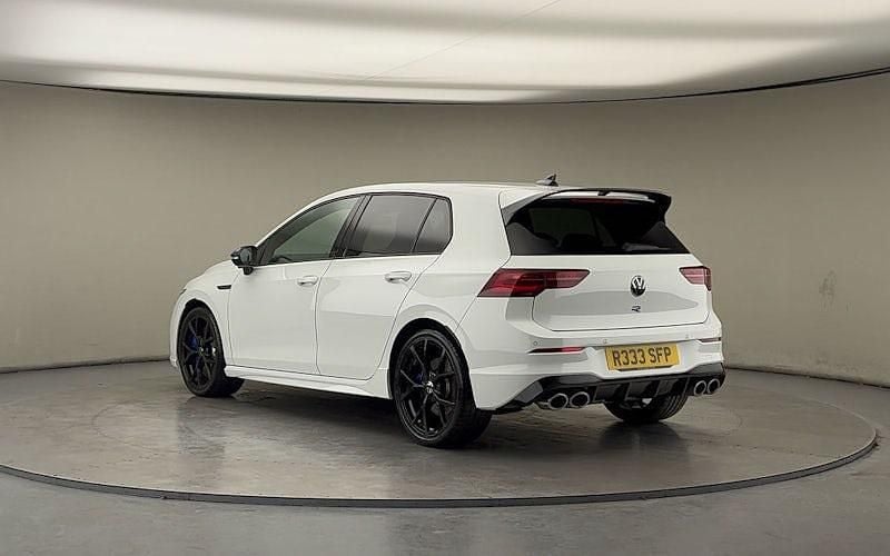 Used VW Golf VIII R 333 HP (244 kW) 2023 Pure white/pure white Hatchback