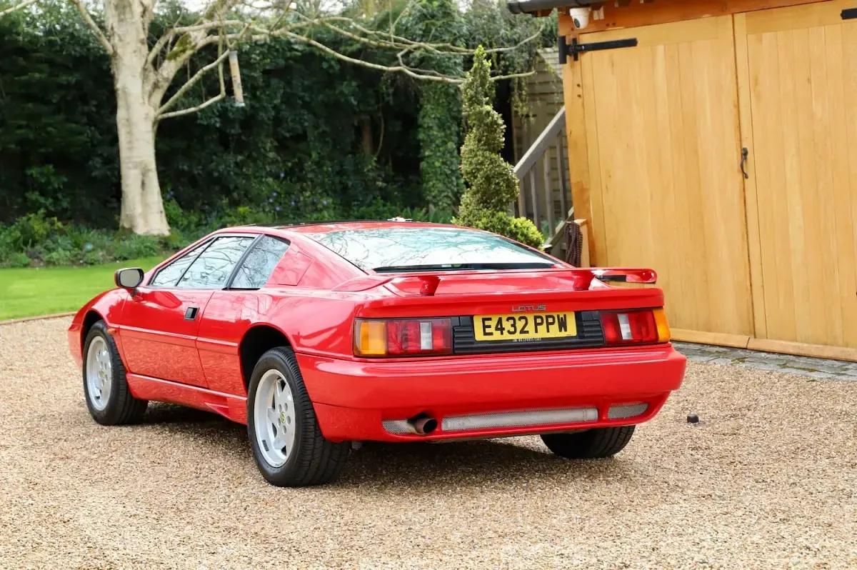 Used Lotus Esprit 1987 Red Coupe