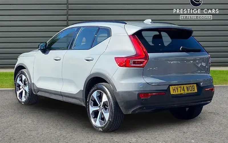 Used Volvo XC40 Plus 163 HP (119 kW) 2026 SUV