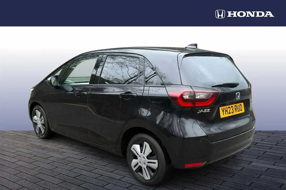 Used Honda Jazz Hybrid 109 HP (80 kW) 2023 Black Hatchback
