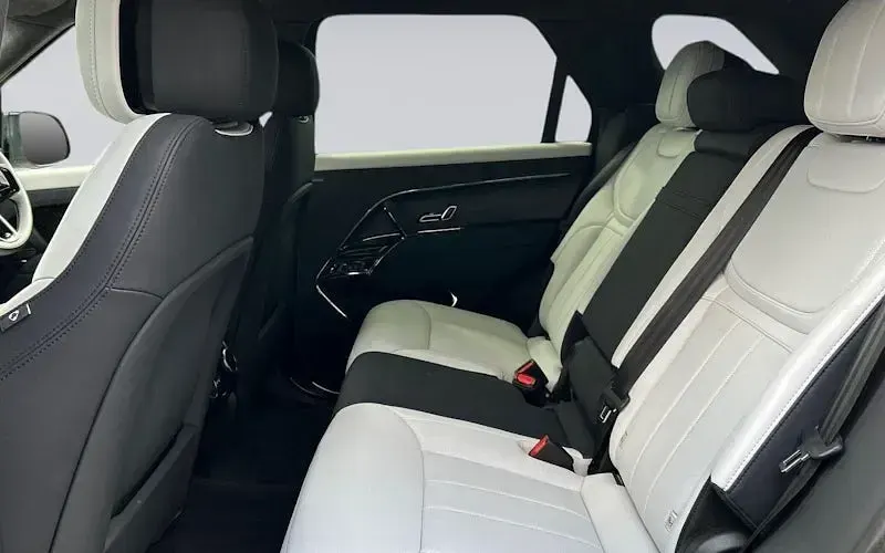 Used Land Rover Range Rover Sport First Edition 530 HP (389 kW) 2023 Red SUV