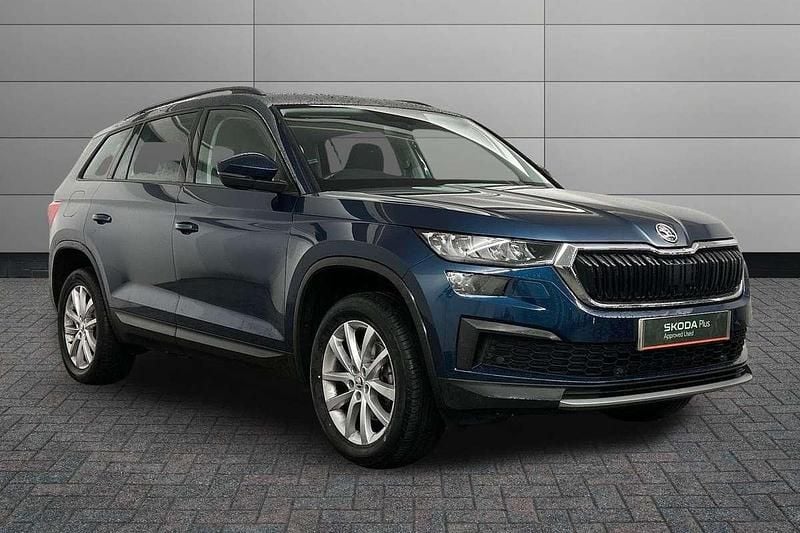 Petrol blue metallic Used 2022 Skoda Kodiaq SE SUV | £21,000 (Fair price) - Image 1/4