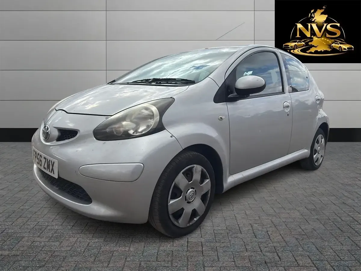 Used Toyota Aygo 2006 Silver Hatchback