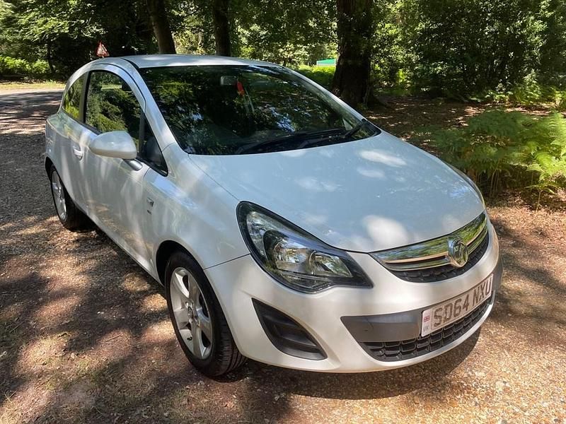 White Used 2014 Vauxhall Corsa Hatchback | £2,795 (Fair price) - Image 1/4