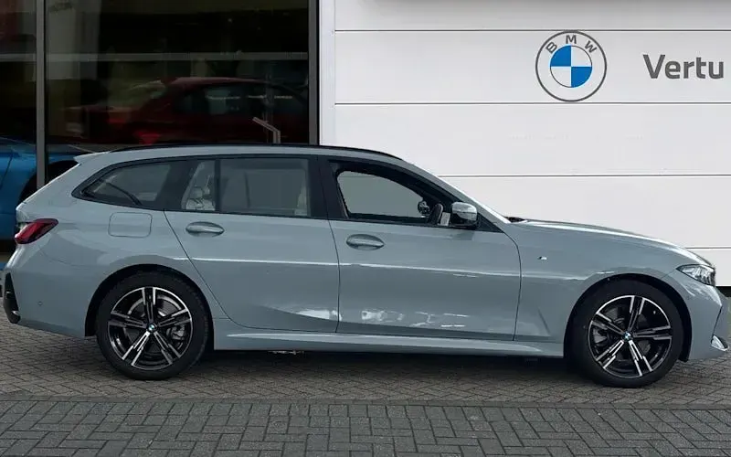 Used BMW 330 M Sport 292 HP (214 kW) 2026 Estate