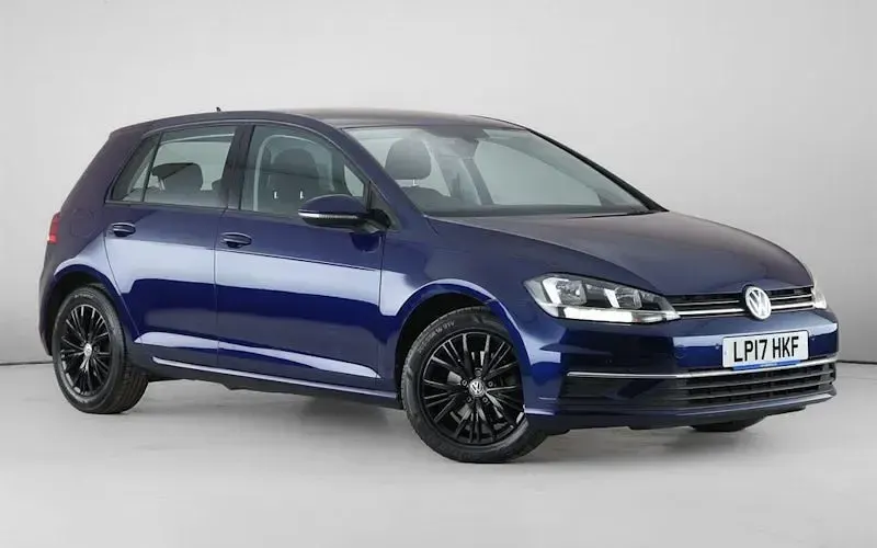 Used VW Golf VII SE 125 HP (91 kW) 2017 Hatchback