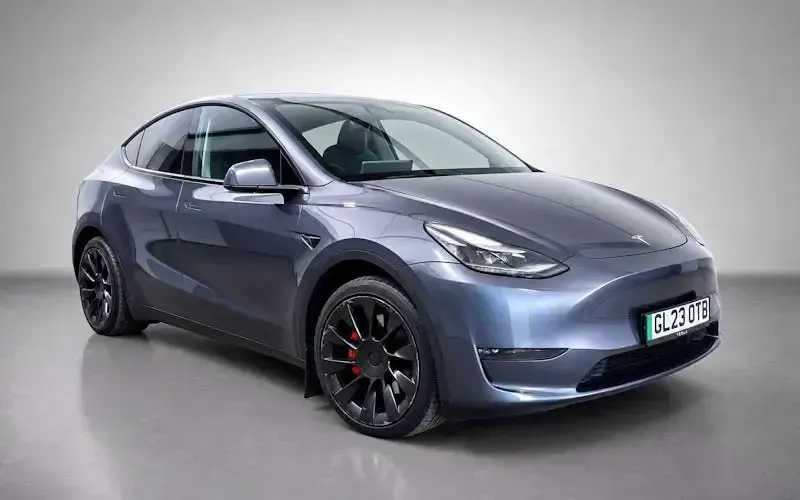 Used Tesla Model Y Long Range AWD 286 kW (389 HP) 2025 SUV