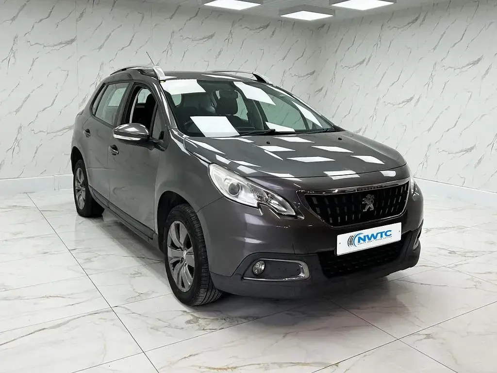 Used Peugeot 2008 Active 75 HP (55 kW) 2017 Grey SUV