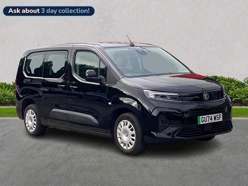 Black Used 2024 Vauxhall Combo Design Edition MPV | £17,990 (Expensive) - Image 1/4