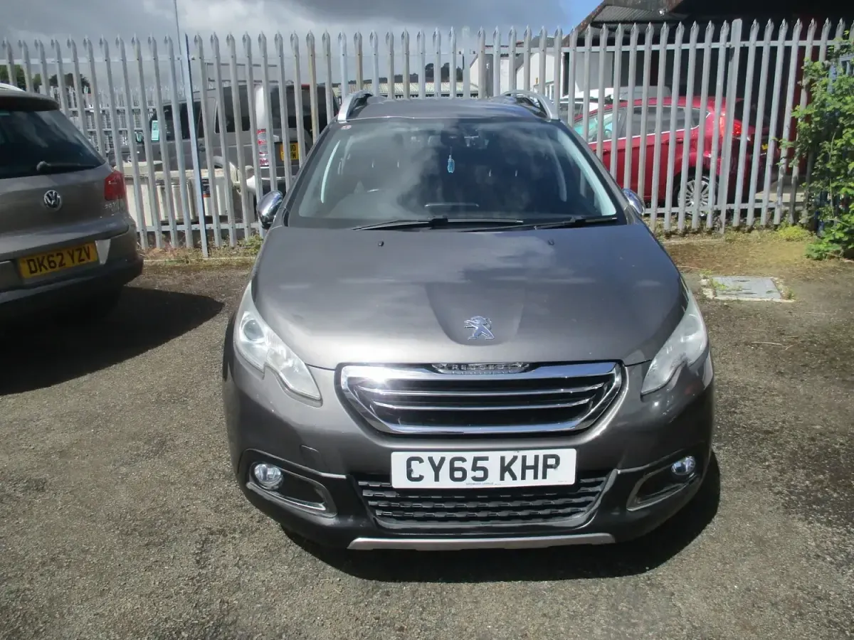 Used Peugeot 2008 Allure 92 HP (67 kW) 2015 Grey SUV