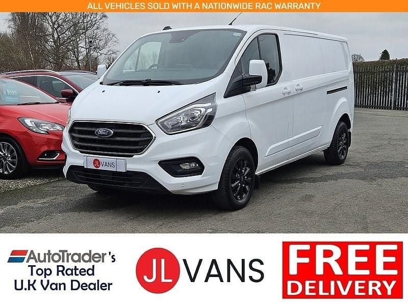 Used Ford Transit Custom Limited 130 HP (95 kW) 2021 White Van