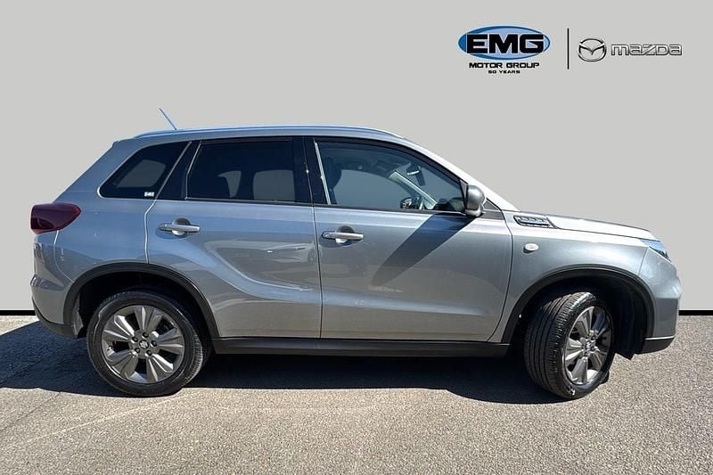 Second-hand Suzuki Vitara SZ-T 129 CP (94 kW) 2023 Gri SUV