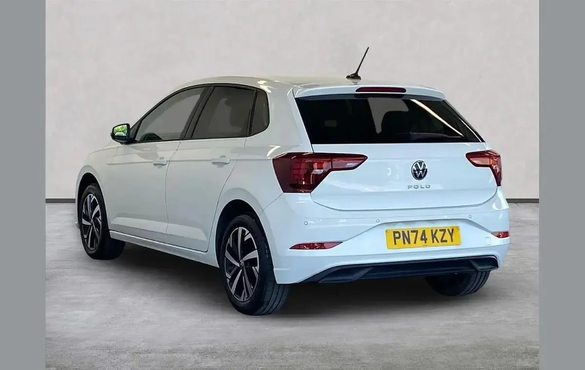 Used VW Polo Match 95 HP (69 kW) 2024 White Hatchback