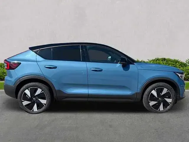 Usado Volvo EC40 Plus 300 kW (408 HP) 2025 Azul SUV