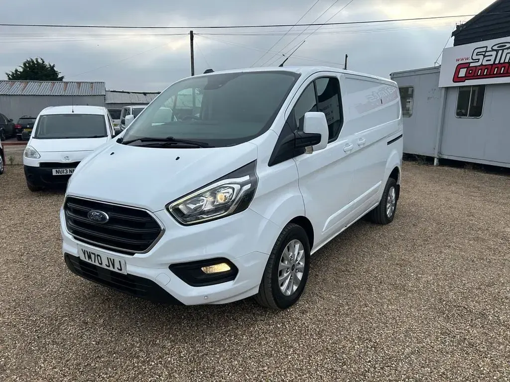 Used Ford Transit Custom Limited 130 HP (95 kW) 2020 White Van