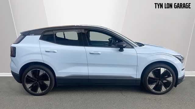 Usado Volvo EX30 Performance 310 kW (422 HP) 2024 SUV
