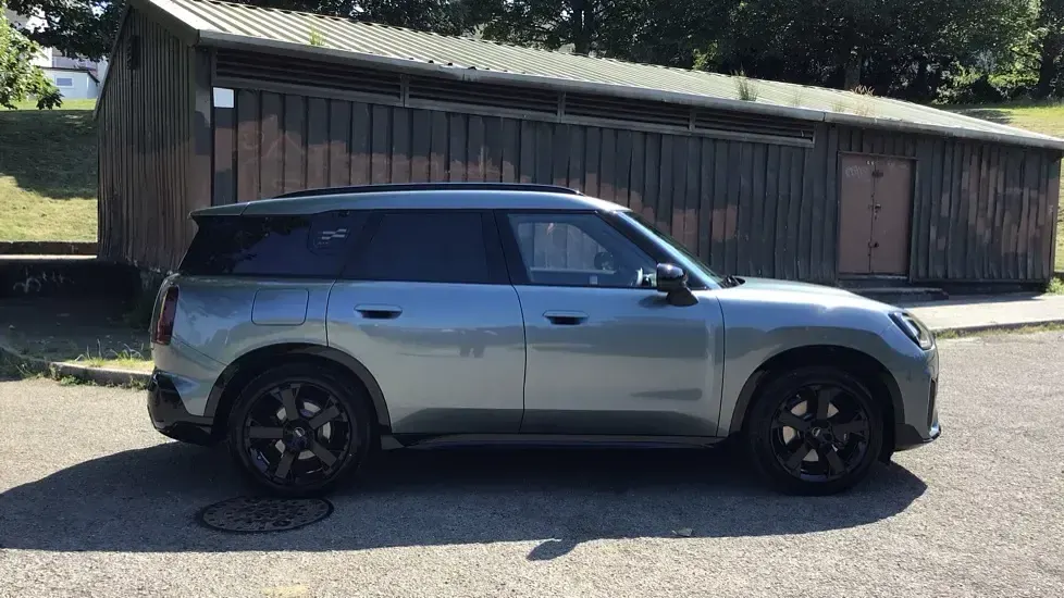 Used Mini Countryman 227 kW (309 HP) 2026 Green SUV