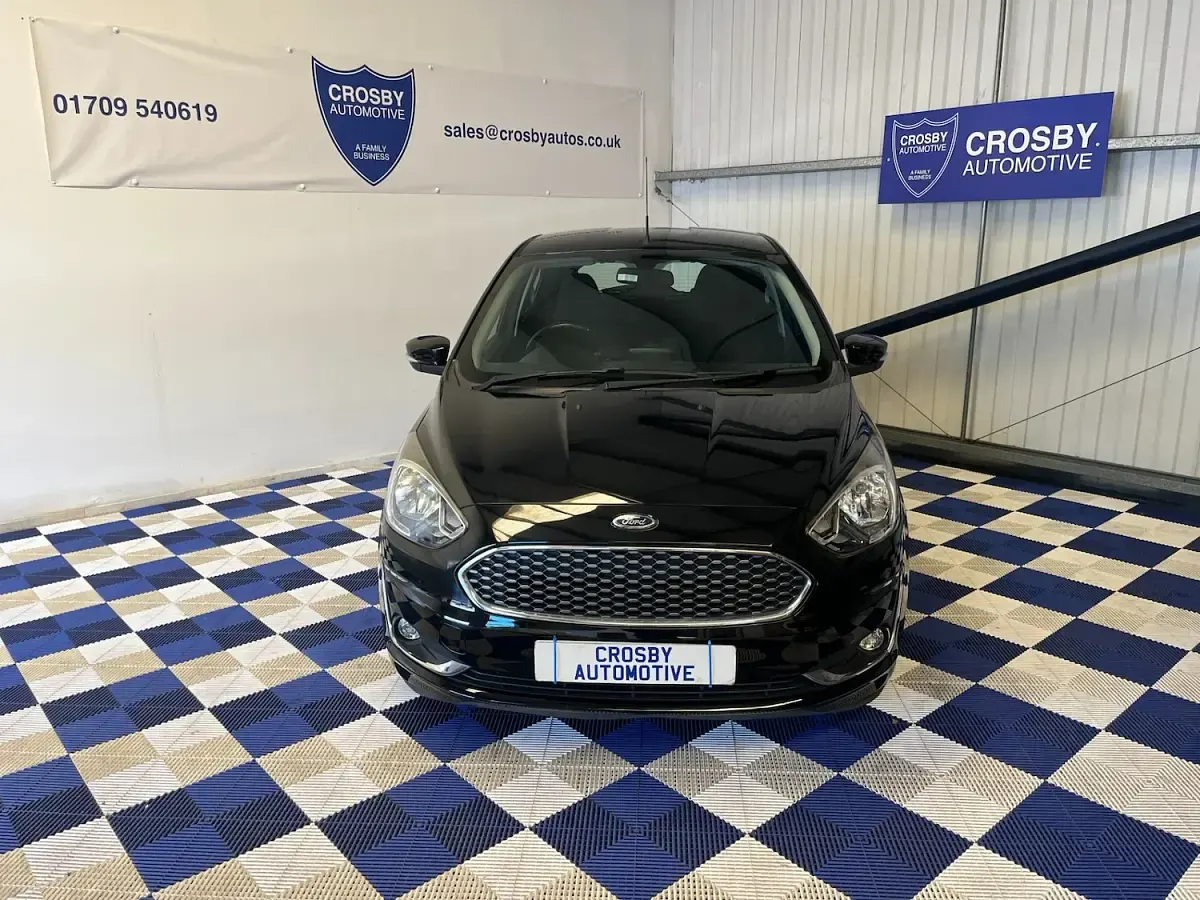 Used Ford Ka Plus Zetec 85 HP (62 kW) 2018 Black Hatchback