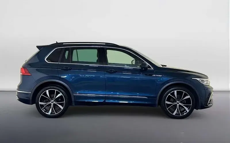Used VW Tiguan R-line 150 HP (110 kW) 2023 Blue SUV