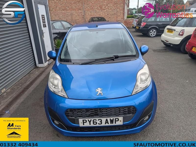 Used Peugeot 107 Active 68 HP (50 kW) 2014 Blue Hatchback