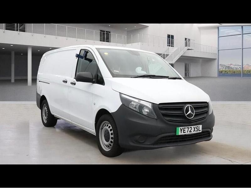 White Used 2022 Mercedes e-Vito Progressive MPV | £13,950 (Fair price) - Image 1/1