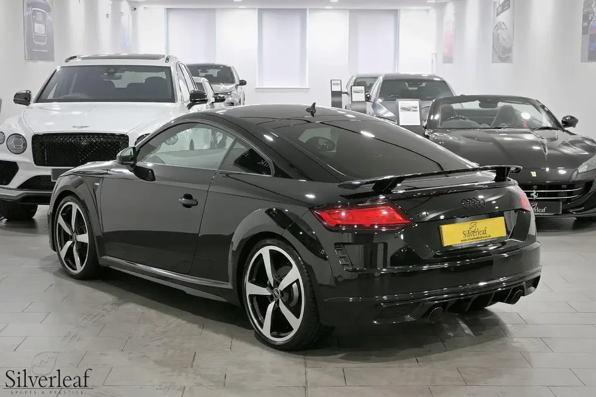 Used Audi TT Comfort 200 HP (147 kW) 2023 Black Coupe