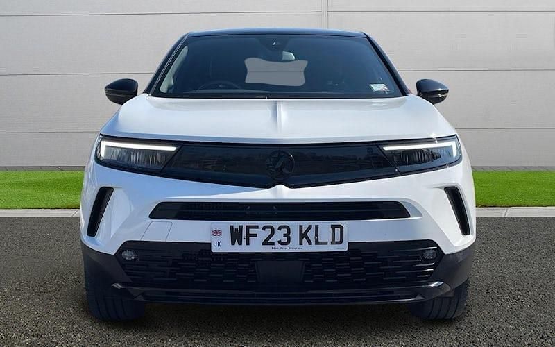 Used Vauxhall Mokka GS Line 101 HP (74 kW) 2022 White SUV