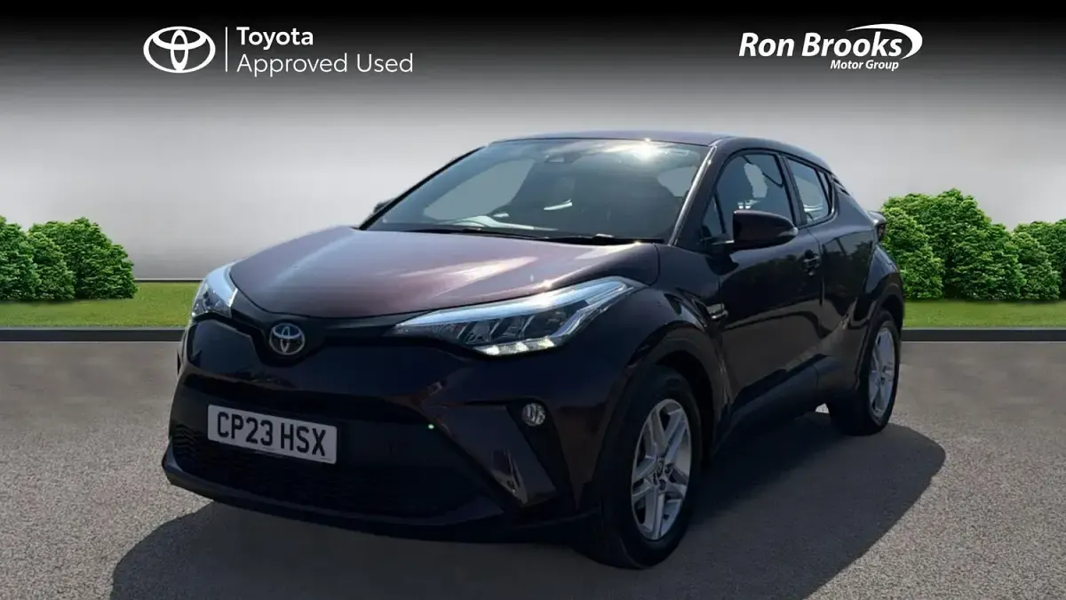 Used Toyota C-HR 2023 Mauve/purple SUV
