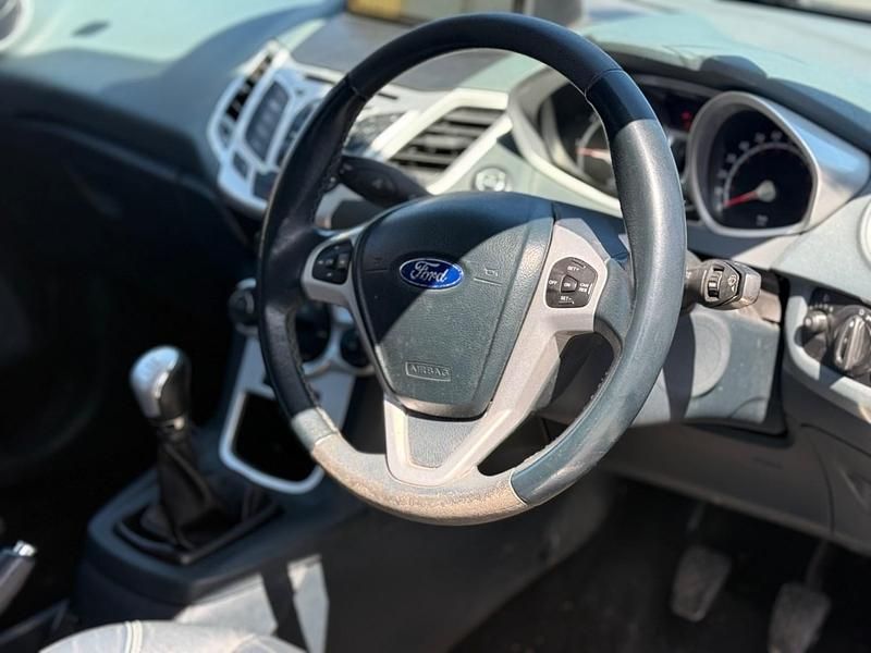 Used Ford Fiesta Titanium 2008 Red Hatchback