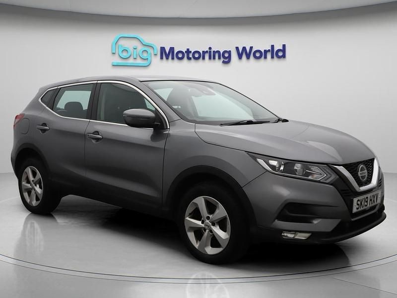 Grey Used 2019 Nissan Qashqai Acenta Premium SUV | £10,000 (Good price) - Image 1/4