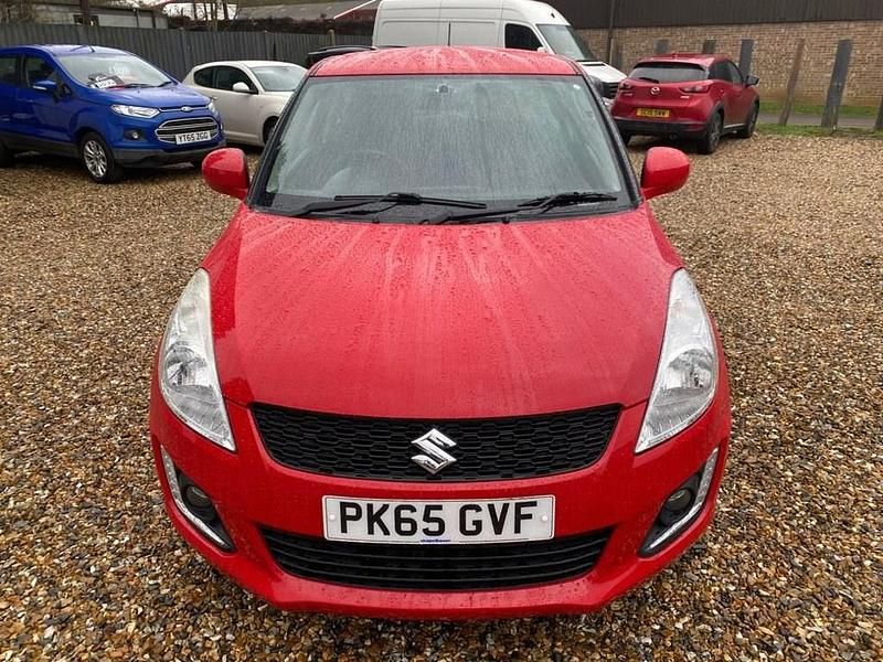 Used Suzuki Swift SZ3 94 HP (69 kW) 2015 Red Hatchback