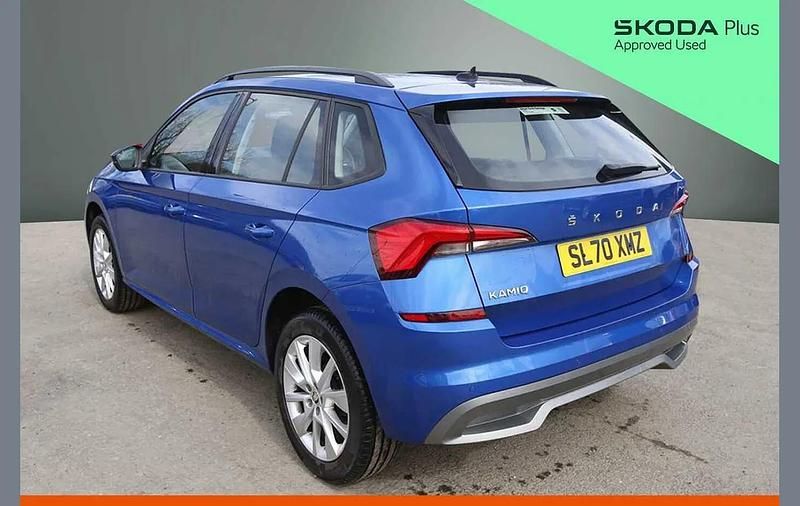 Used Skoda Kamiq SE 113 HP (83 kW) 2020 Race blue metallic SUV