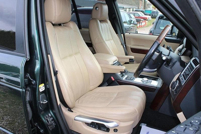 Used Land Rover Range Rover Vogue SE 313 HP (230 kW) 2010 Green SUV
