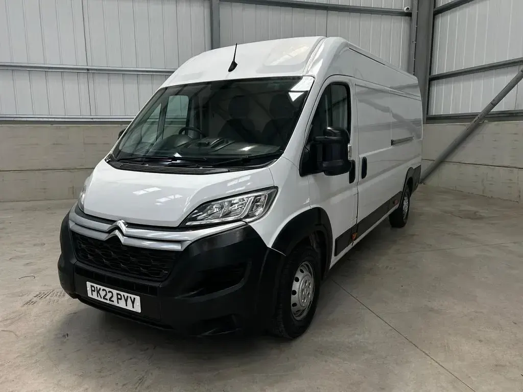 Used Citroën Relay 140 HP (102 kW) 2022 White Van