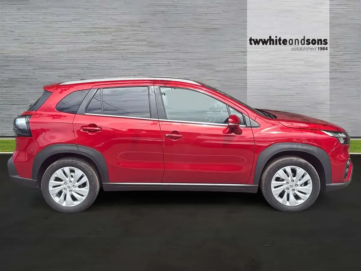 Used Suzuki SX4 S-Cross 2025 Energetic red metallic SUV