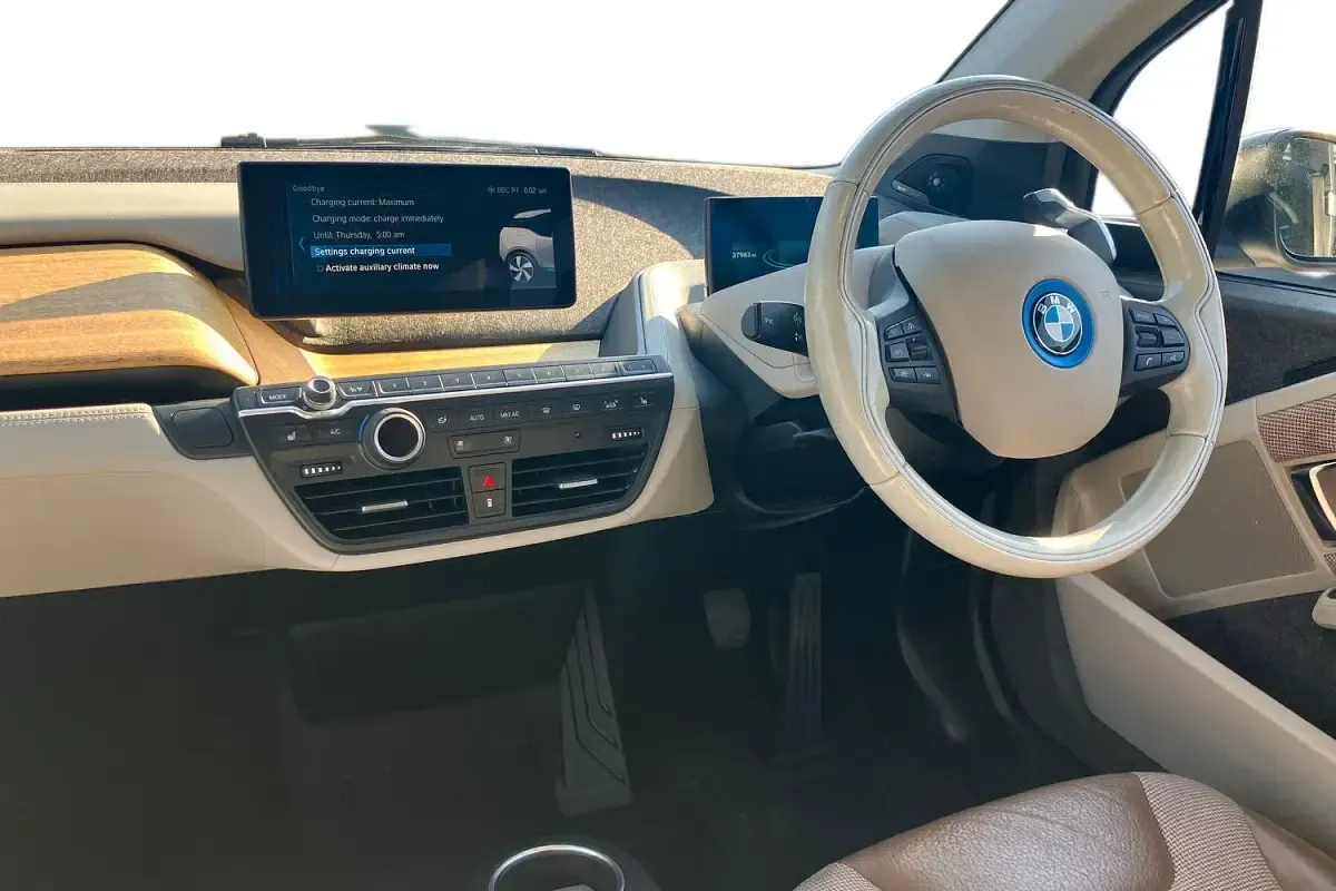 Used BMW i3 Performance 125 kW (170 HP) 2018 White Hatchback