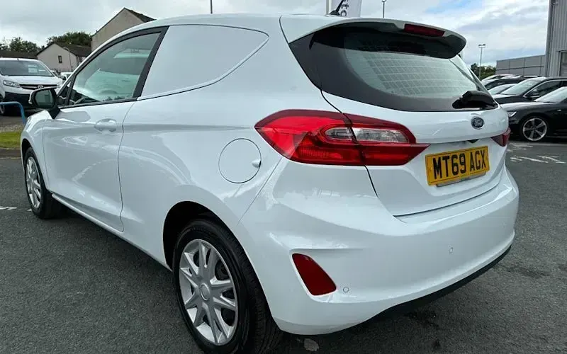 Used Ford Fiesta 86 HP (63 kW) 2019 Hatchback