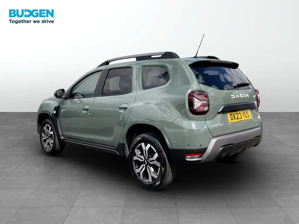 Used Dacia Duster Journey 150 HP (110 kW) 2023 Green SUV