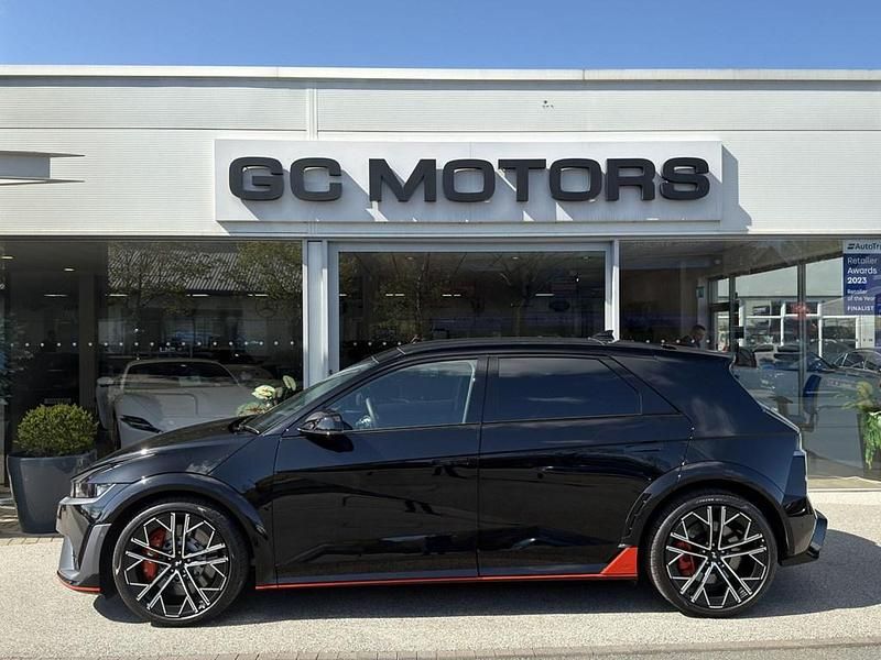 Used Hyundai Ioniq 478 kW (650 HP) 2025 Black Hatchback
