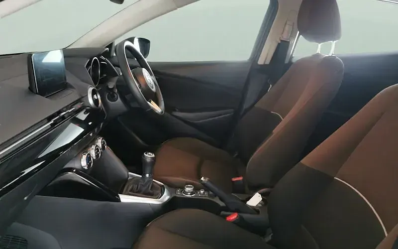Używany Mazda 2 116 KM (85 kW) 2023 Czarny Hatchback