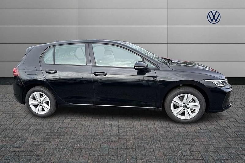 New VW Golf VIII Life 115 HP (84 kW) 2025 Black Hatchback
