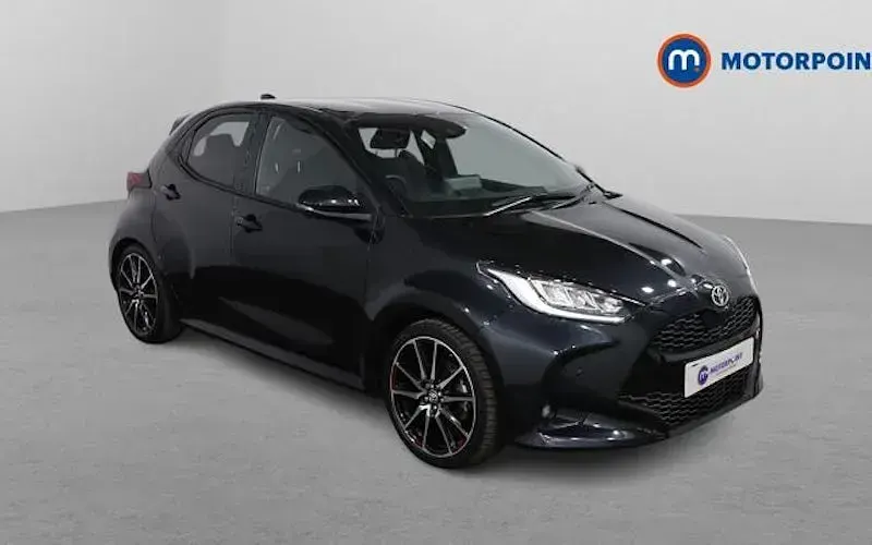 Second-hand Toyota Yaris Hybrid Sport 116 CP (85 kW) 2023 Hatchback