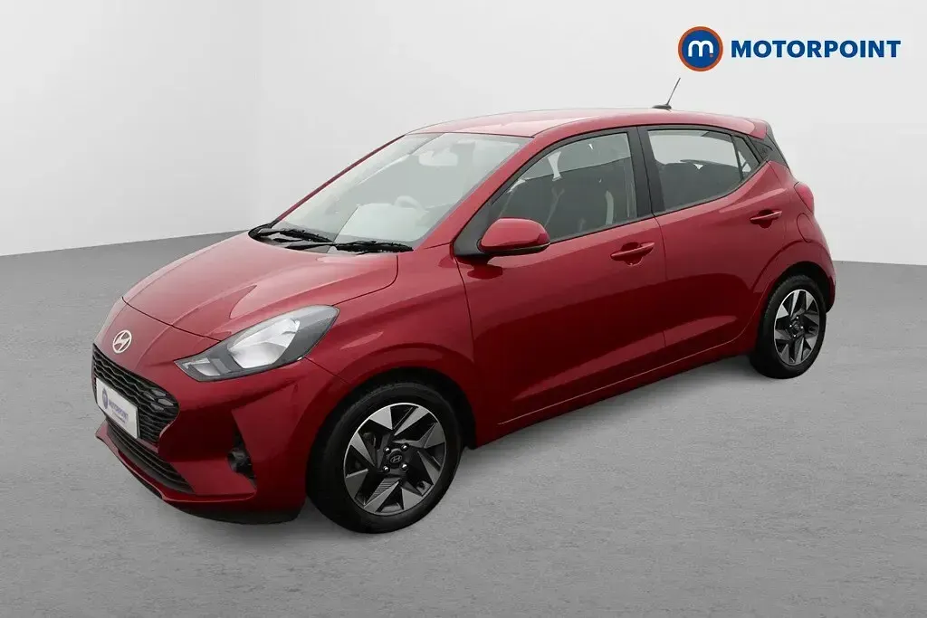 Used Hyundai i10 Advanced 63 HP (46 kW) 2025 Red Hatchback