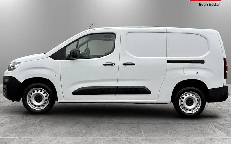 Used Citroën Berlingo 102 HP (75 kW) 2023 MPV