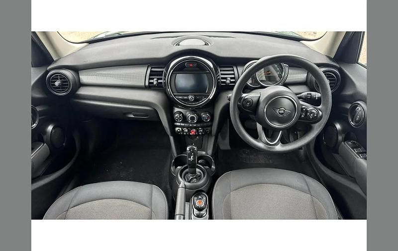 Used Mini Cooper Classic 136 HP (100 kW) 2019 Green Hatchback