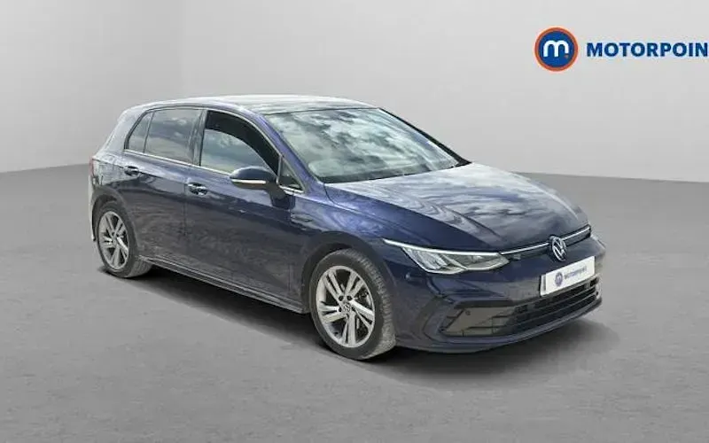 Used VW Golf VIII R-line 131 HP (96 kW) 2024 Hatchback