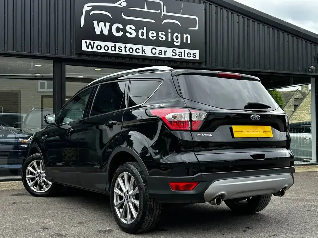 Used Ford Kuga Titanium 150 HP (110 kW) 2019 Black SUV