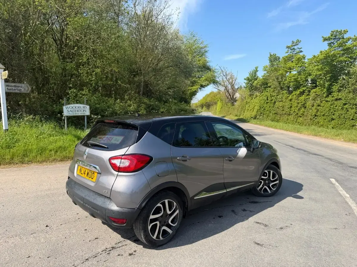 Second-hand Renault Captur Dynamique 90 CP (66 kW) 2014 Gri SUV