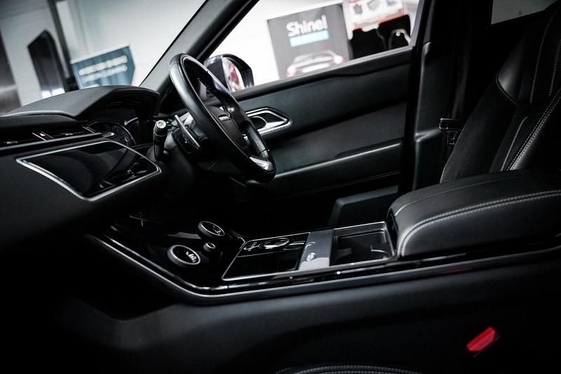 Used Land Rover Range Rover Velar R-Dynamic 300 HP (220 kW) 2018 Grey SUV